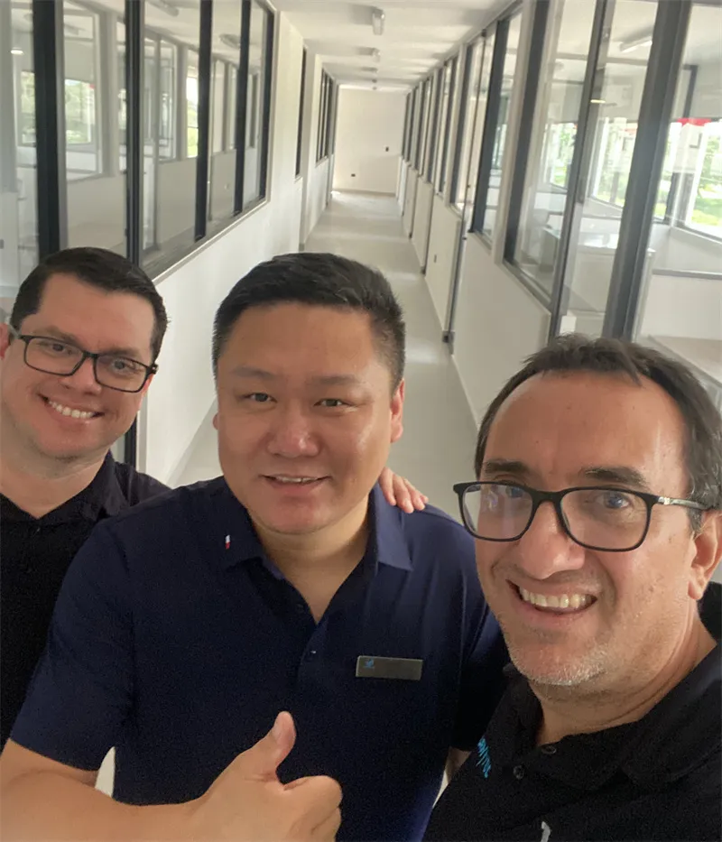 Honghu business besuch