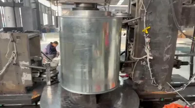 Wasser wanne aus verzinktem Vieh unter Verarbeitung